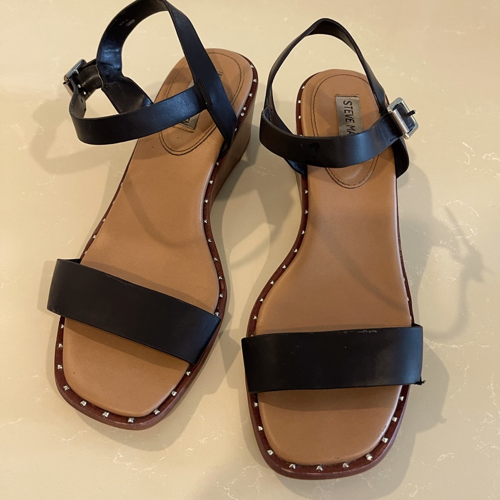 Steve Madden Women’s Size 10 Black Strap Woodblock Wedges Good Used Condition
